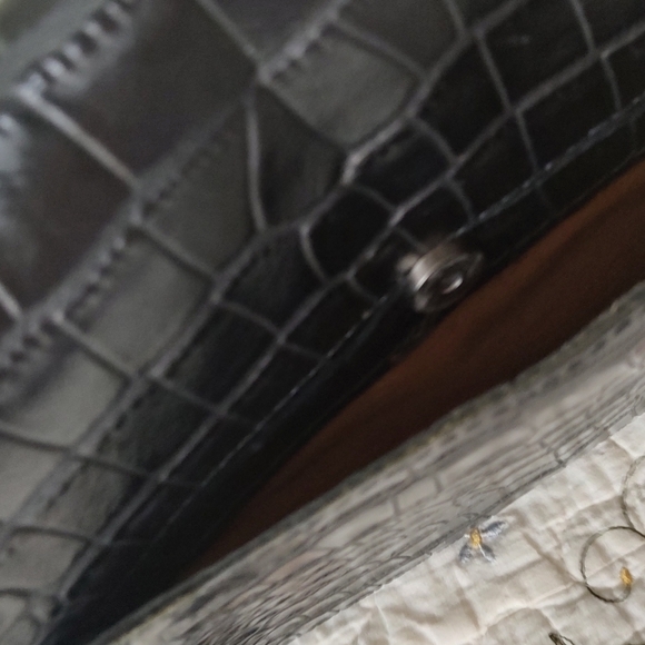 Patricia Nash crossbody - Picture 9 of 12